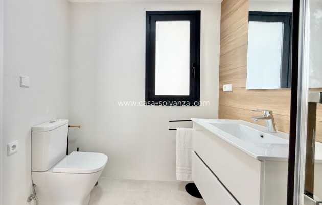 Neue Gebäude - Bungalow - Cox