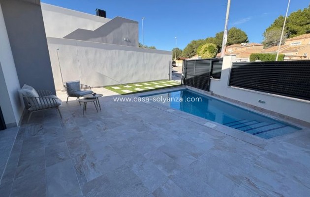 Wiederverkauf - Villa - Pinar de Campoverde