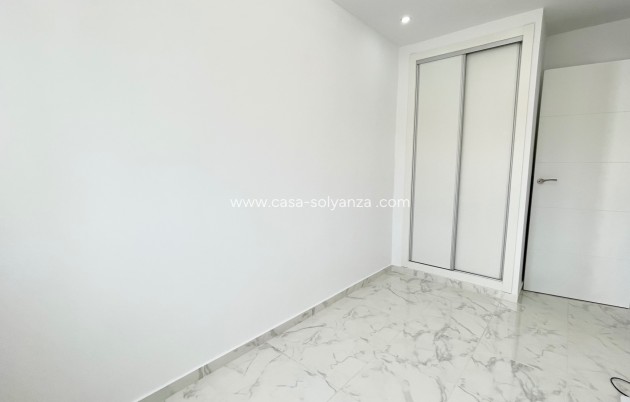 Herverkoop - Herenhuis - Torrevieja - Los Balcones