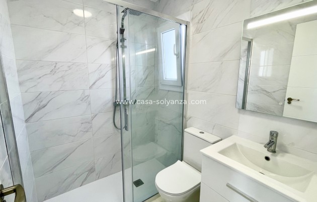 Herverkoop - Herenhuis - Torrevieja - Los Balcones