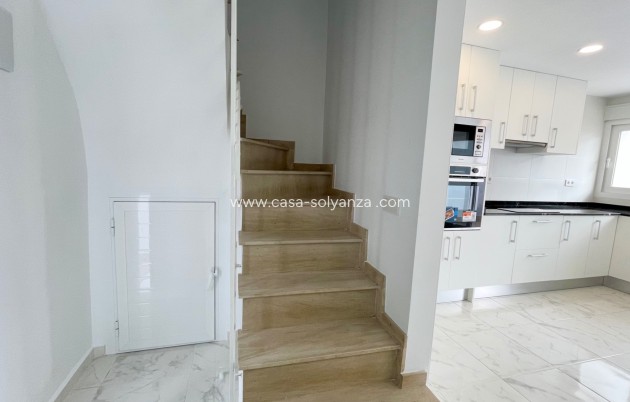 Herverkoop - Herenhuis - Torrevieja - Los Balcones