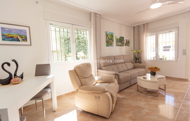 Reventa - Villa - La Zenia