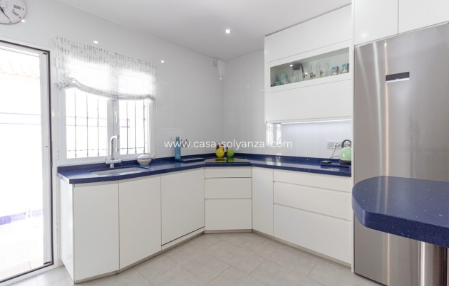 Reventa - Villa - La Zenia