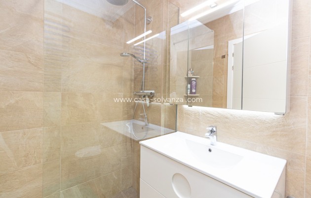 Reventa - Villa - La Zenia