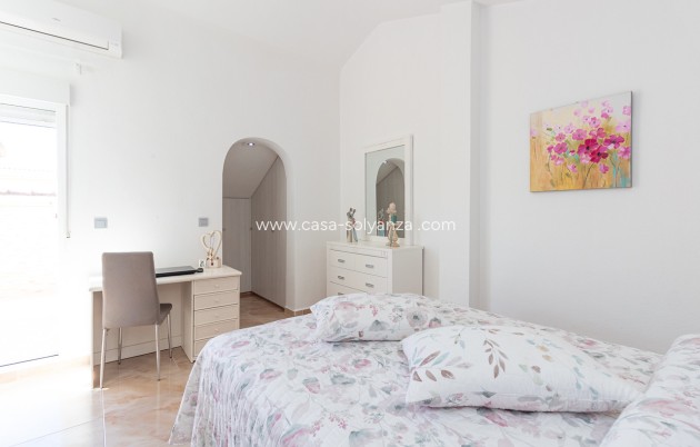 Reventa - Villa - La Zenia