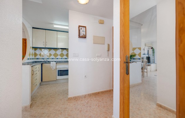 Resale - Apartment / flat - Torrevieja - La veleta
