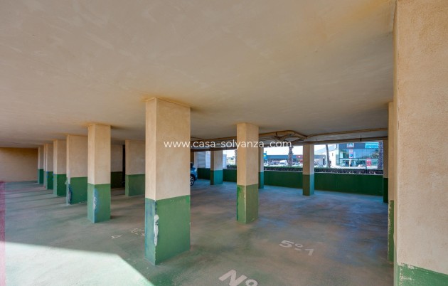 Resale - Apartment / flat - Torrevieja - La veleta