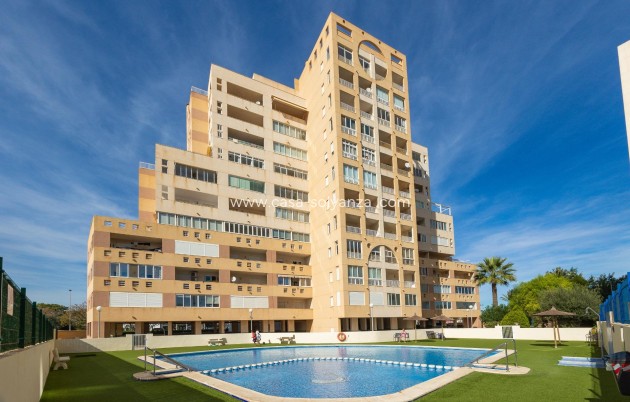 Resale - Apartment / flat - Torrevieja - La veleta