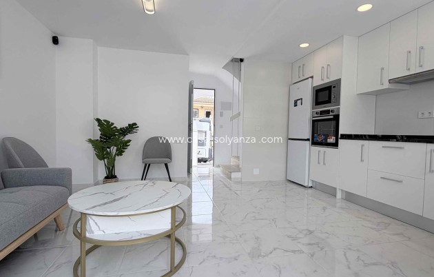 Resale - Townhouse - Torrevieja - Costa Blanca