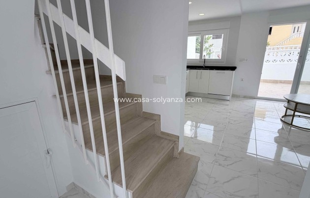 Resale - Townhouse - Torrevieja - Costa Blanca