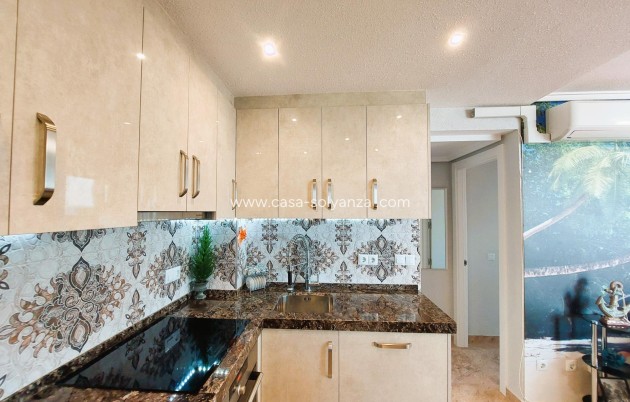 Resale - Apartment / flat - Torrevieja - Costa Blanca