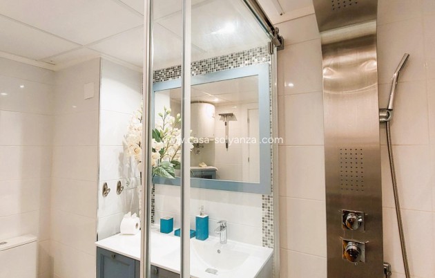 Resale - Apartment / flat - Torrevieja - Costa Blanca