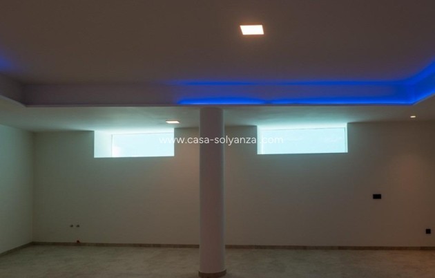 Neue Gebäude - Villa - Calpe - La Fustera