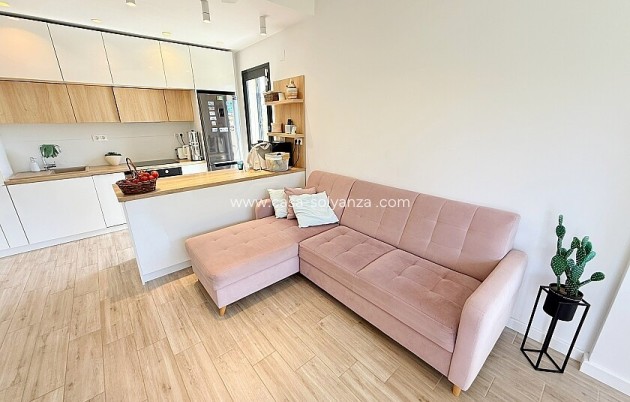 Revente - Villa - Orihuela Costa - La Zenia