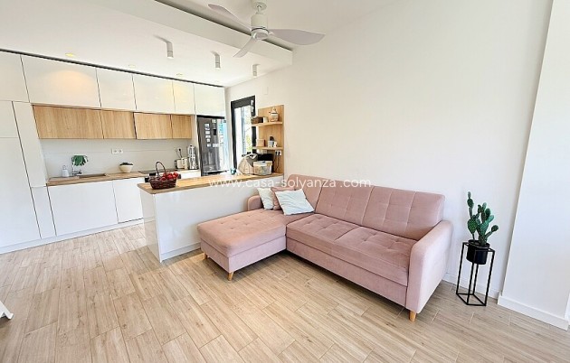 Revente - Villa - Orihuela Costa - La Zenia