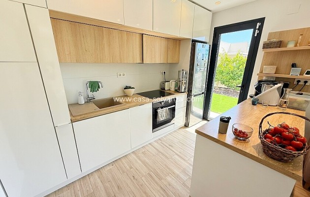 Revente - Villa - Orihuela Costa - La Zenia