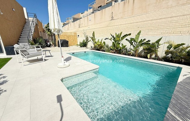 Revente - Villa - Orihuela Costa - La Zenia