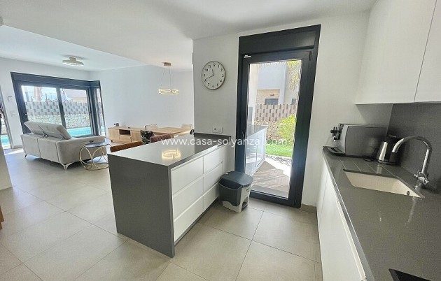 Revente - Villa - Pilar de la Horadada - Las Higuericas