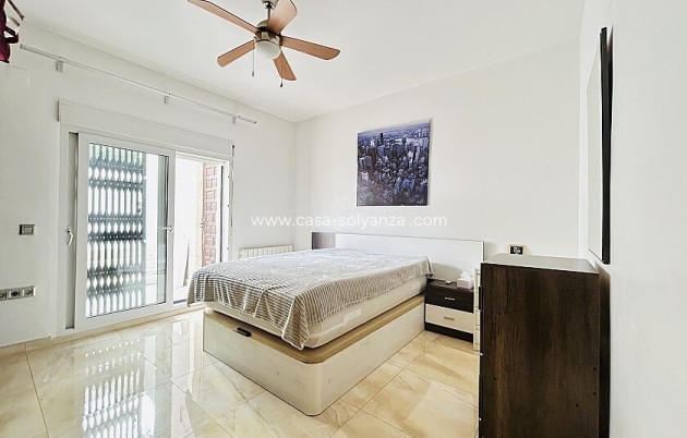 Herverkoop - Herenhuis - Torrevieja - Los Balcones