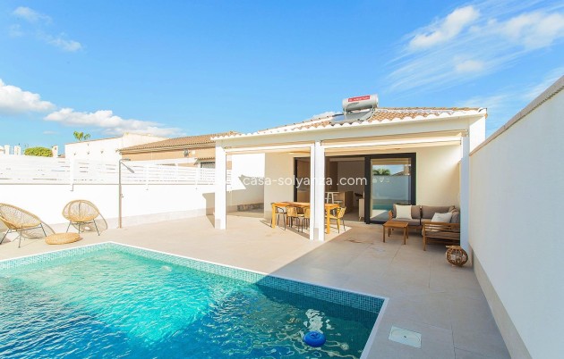Resale - Townhouse - Torrevieja - La Siesta