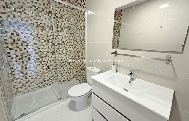 Wiederverkauf - Wohnung - Orihuela Costa - Punta Prima