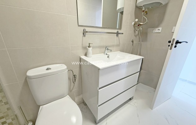 Wiederverkauf - Wohnung - Orihuela Costa - Punta Prima