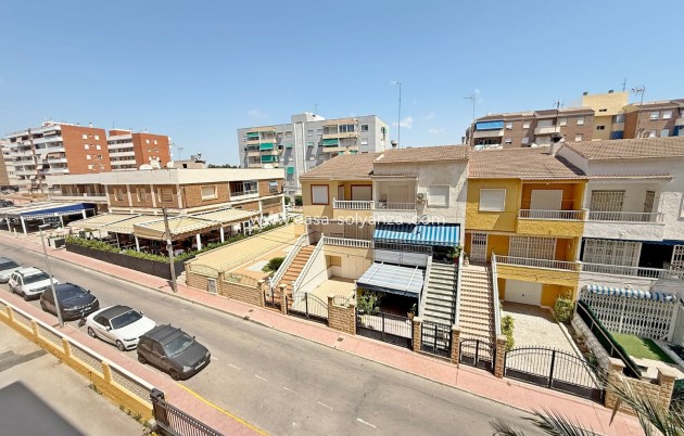 Wiederverkauf - Wohnung - Orihuela Costa - Punta Prima
