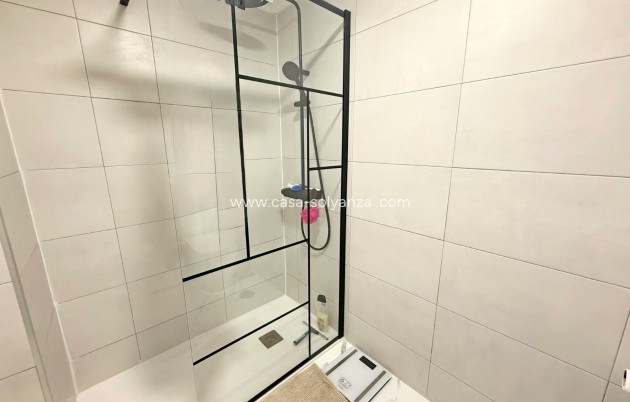 Resale - Apartment / flat - Orihuela Costa - Punta Prima