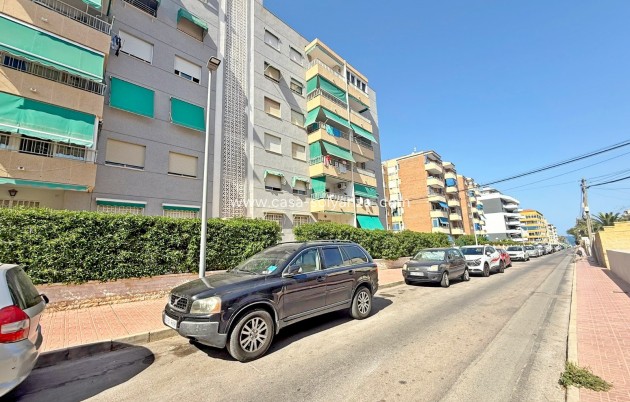 Resale - Apartment / flat - Orihuela Costa - Punta Prima