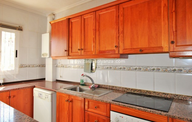 Wiederverkauf - Stadthaus - Villamartin - Villamartín