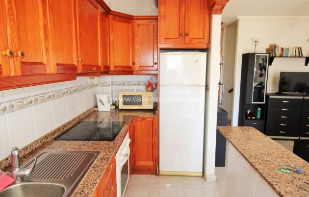 Wiederverkauf - Stadthaus - Villamartin - Villamartín