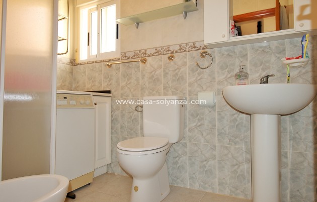 Wiederverkauf - Stadthaus - Villamartin - Villamartín