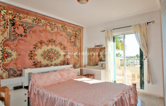 Wiederverkauf - Stadthaus - Villamartin - Villamartín