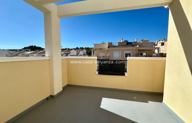 Resale - Villa - San Miguel de Salinas - Residencial los flamencos