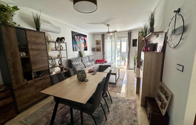 Resale - Villa - San Miguel de Salinas - Residencial los flamencos