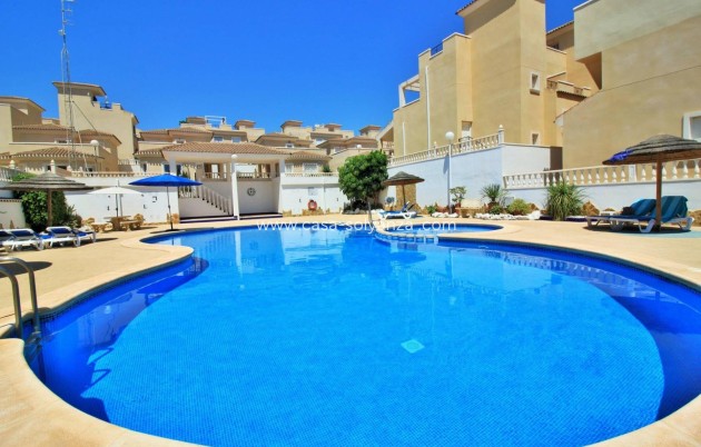 Resale - Villa - San Miguel de Salinas - Residencial los flamencos