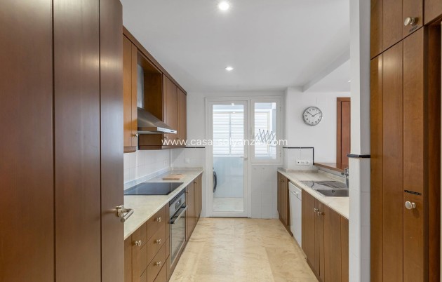 Wiederverkauf - Wohnung - Torrevieja - Punta Prima