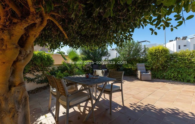 Resale - Villa - Orihuela Costa - Lomas de Cabo Roig