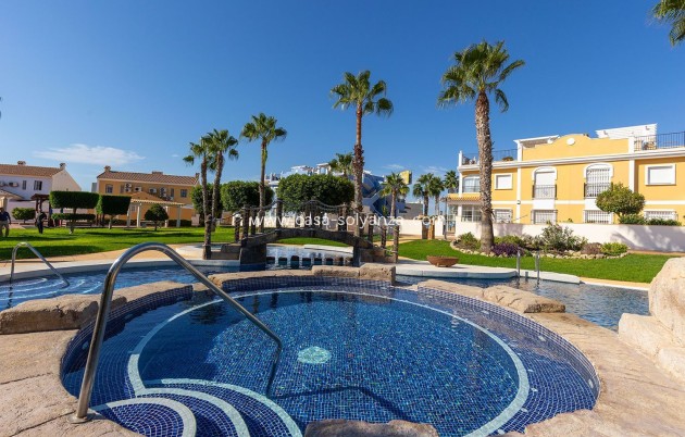 Resale - Villa - Orihuela Costa - Lomas de Cabo Roig