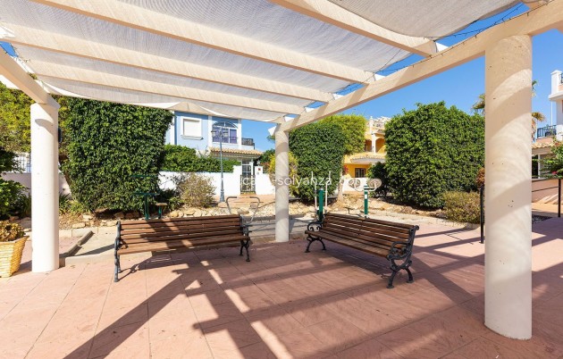 Resale - Villa - Orihuela Costa - Lomas de Cabo Roig