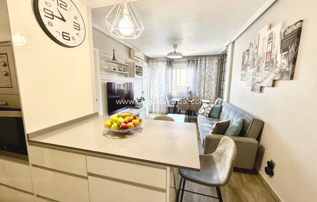 Revente - Appartement - Torrevieja - PARQUE DE LAS NACIONES