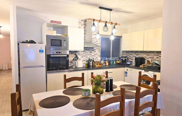 Wiederverkauf - Wohnung - Torrevieja - Playa del Cura