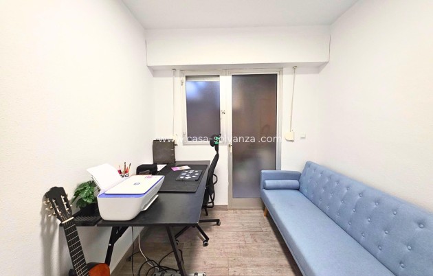 Wiederverkauf - Wohnung - Torrevieja - Playa del Cura