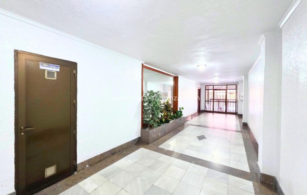 Wiederverkauf - Wohnung - Torrevieja - Playa del Cura