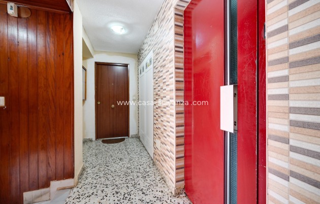 Resale - Apartment / flat - Torrevieja - Playa del Cura