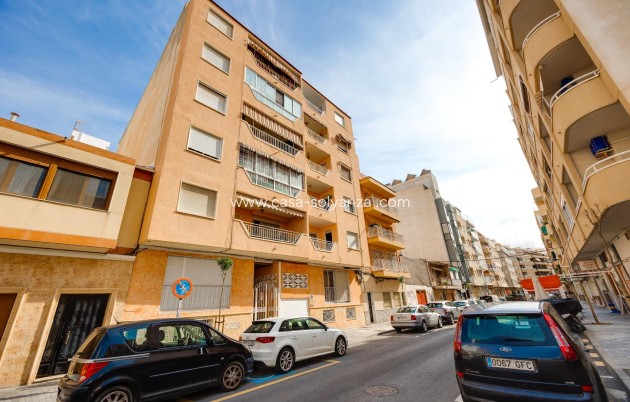 Resale - Apartment / flat - Torrevieja - Playa del Cura