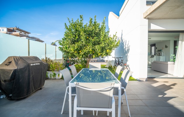 Revente - Villa - Orihuela Costa - Costa Blanca