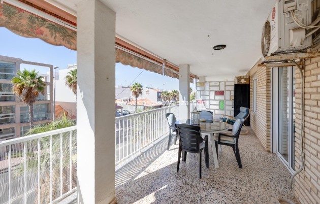 Wiederverkauf - Wohnung - Torrevieja - Playa De Los Naufragos