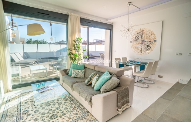 Revente - Villa - Orihuela Costa - Costa Blanca