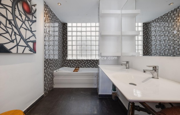 Wiederverkauf - Wohnung - Torrevieja - Playa De Los Naufragos